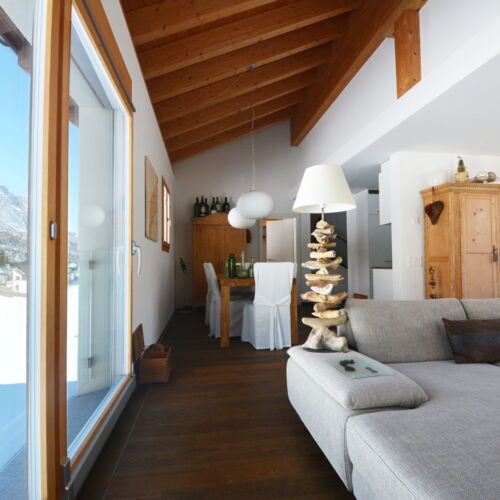 Stilvolle und moderne 4.5- Zimmer-Dachmaisonettewohnung