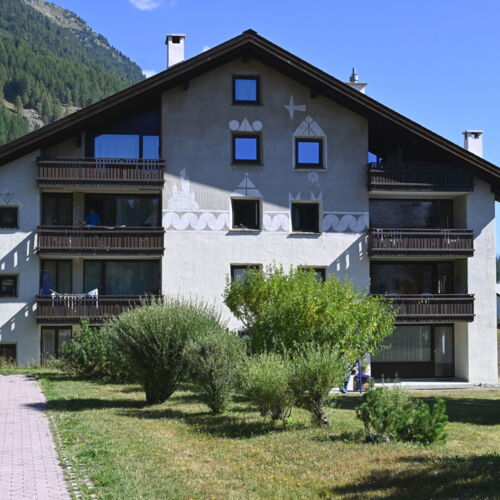 Charmante Dachwohnung mit aussichtsreichem Balkon