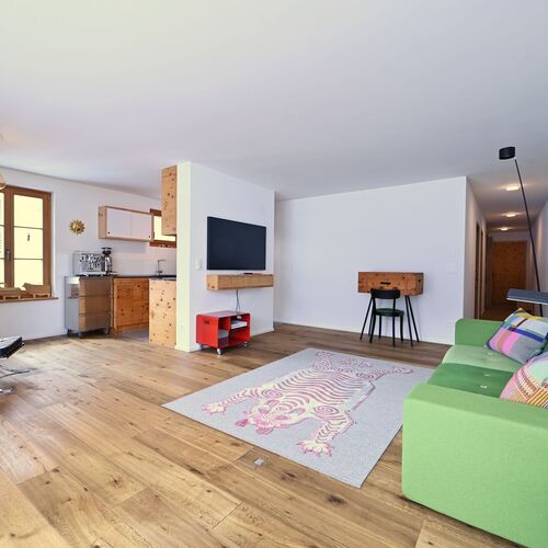 Gut besonnte und stilvolle 3.5-Zimmerwohnung mit Aussicht