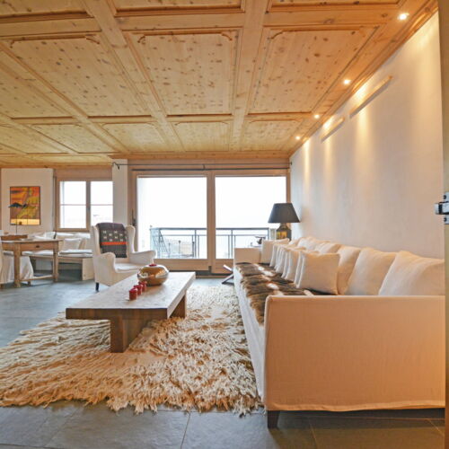 Appartamento di 4,5 stanze nel centro di St. Moritz con vista sul lago